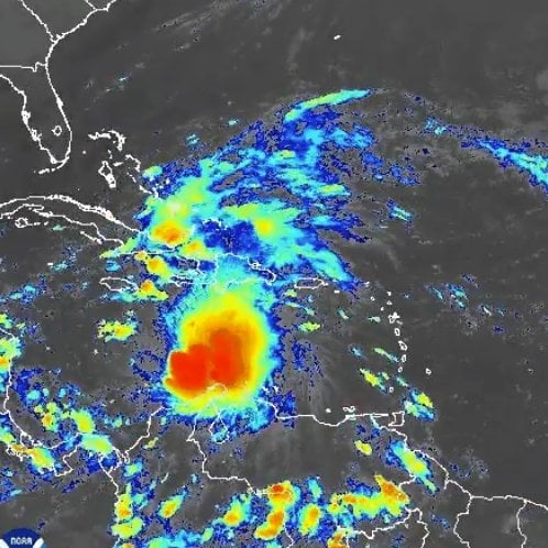 El COE aumenta 11 provincias y al Distrito Nacional en alerta roja y mantiene 11 en amarilla y 03 en verde, debido a que la tormenta tropical Melissa.