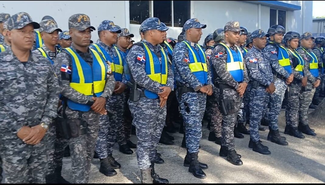 Policía Nacional forma actualmente 3,550 nuevos agentes dentro del proceso de su transformación.