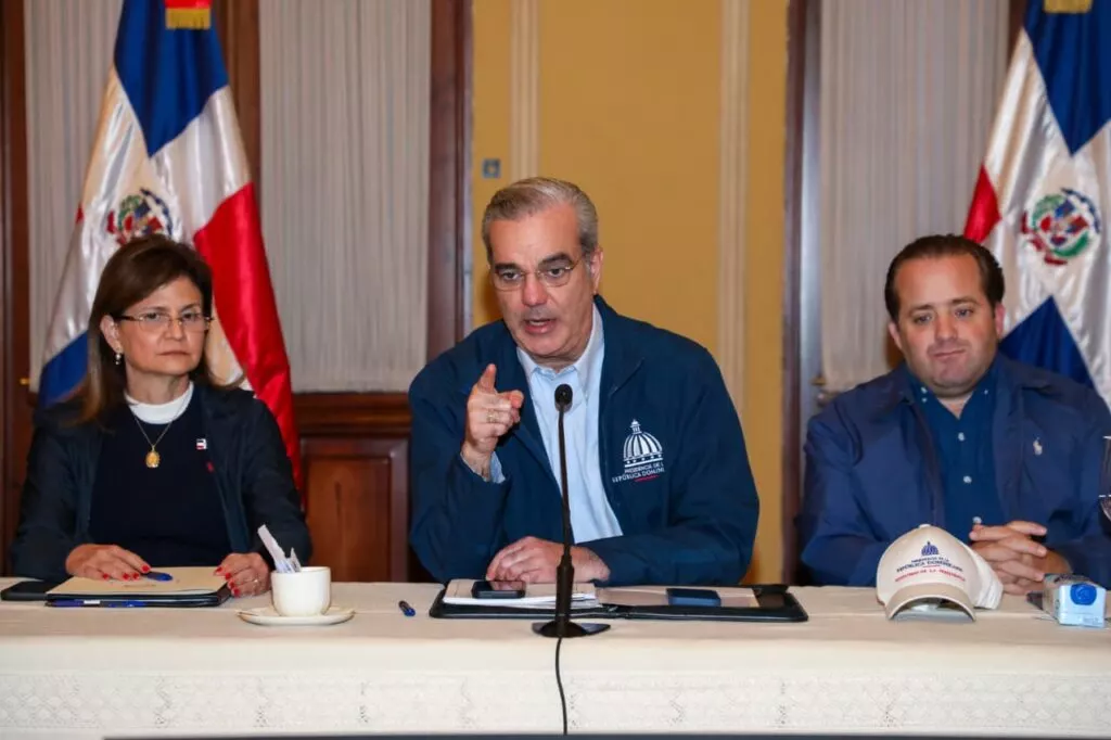 Gobierno extiende suspensión de labores por efectos de tormenta Melissa