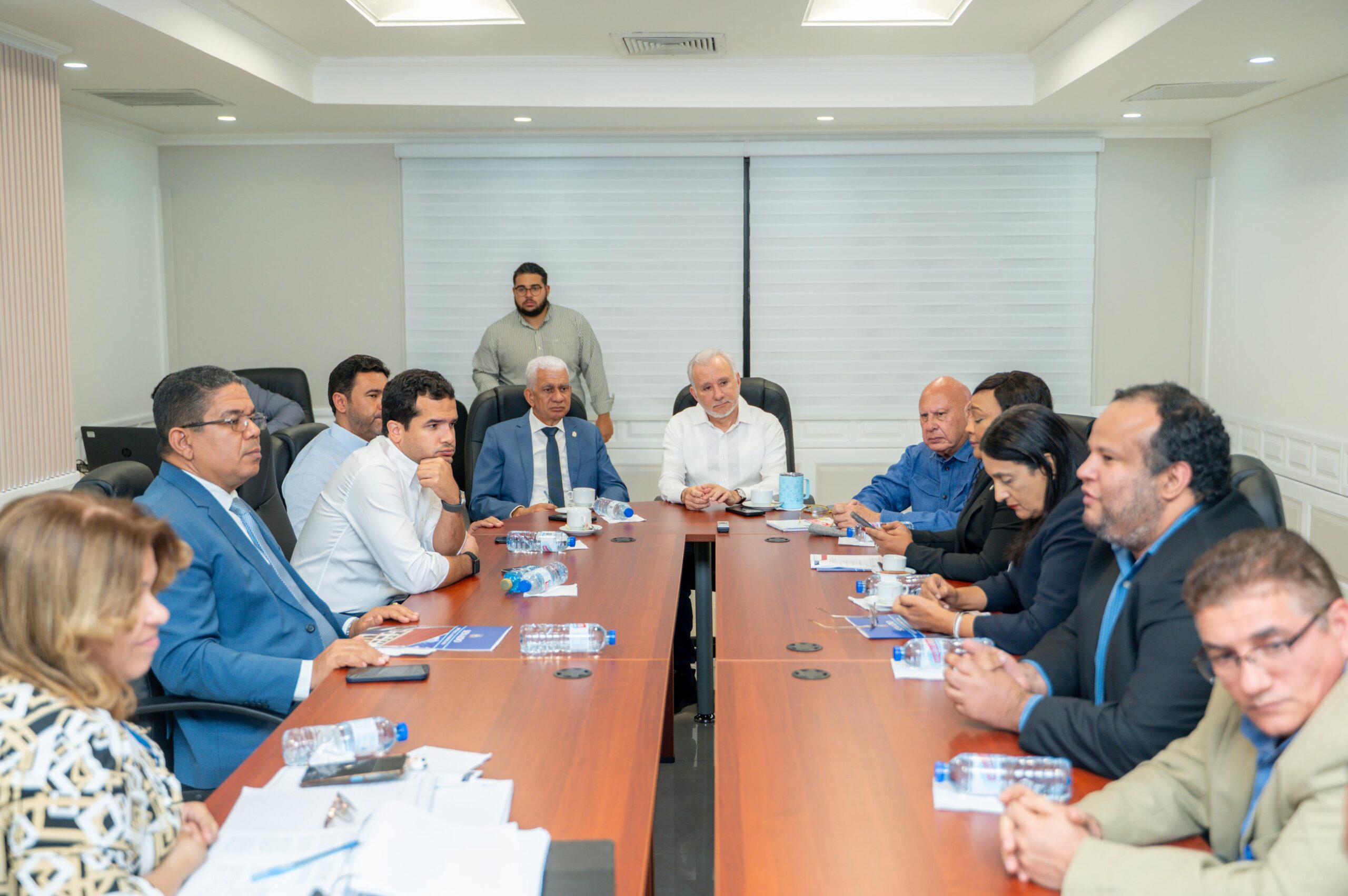 Presidente del Senado valora el trabajo de la comisión que estudia el Código Procesal Penal