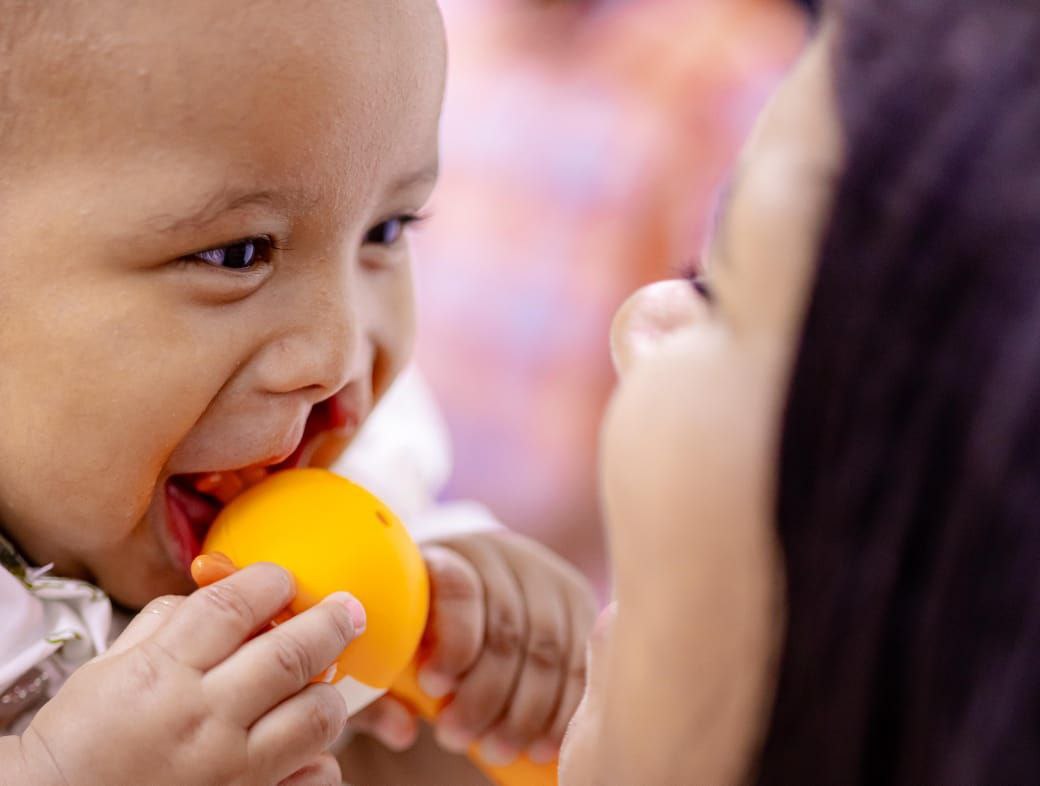 Oficina senatorial DN destina Fondo Gadiel a cirugías de niños con labio leporino y paladar hendido.
