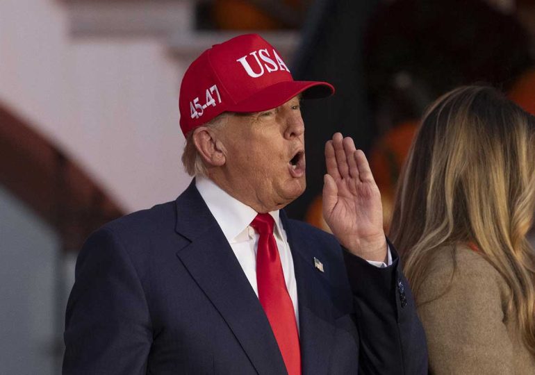 El 64% de los latinos en EE.UU. desaprueba a Trump y el 41% teme un arresto migratorio.