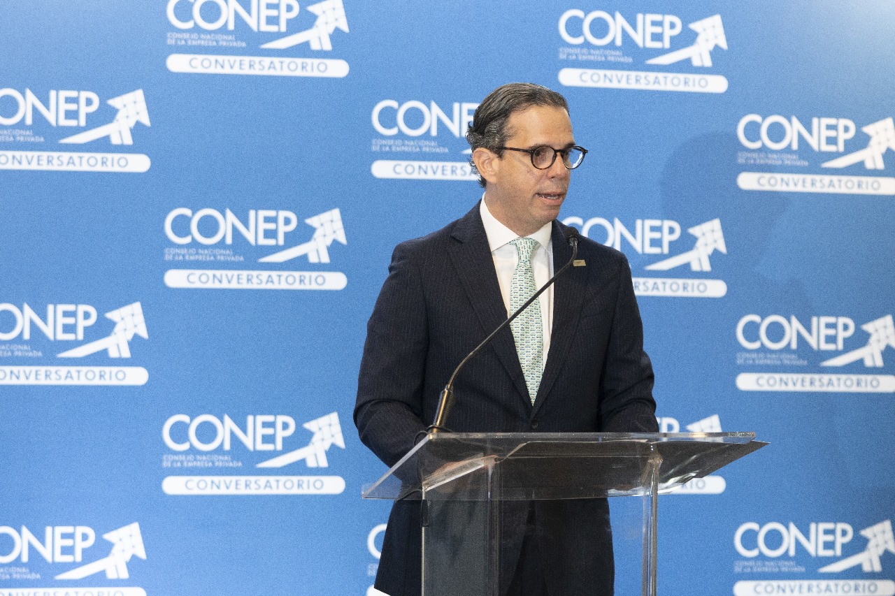 El CONEP critica rechazo a discutir reforma laboral en Cámara de Diputados.