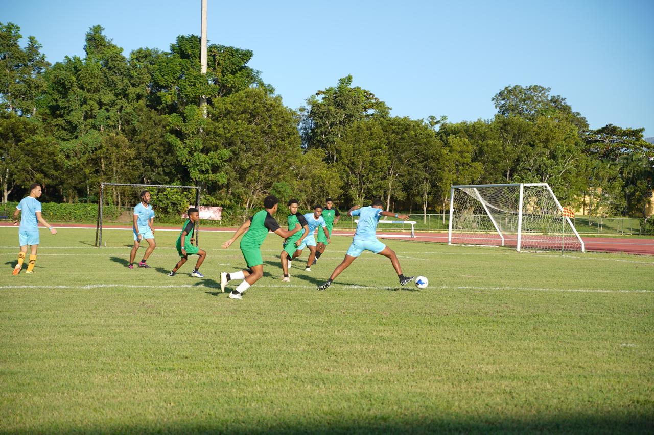 Ministerio de Educación inaugura “Deporte con Valores 2025” en Bayaguana, Monte Plata.