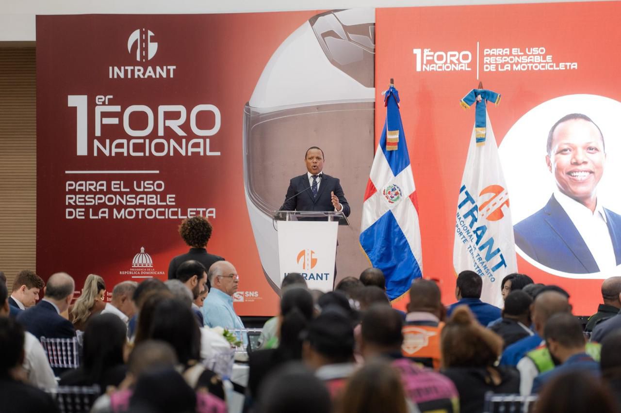 INTRANT emite Normativa Técnica para salvar vidas que obliga la importación y venta de cascos de motocicletas certificados en el mercado dominicano.