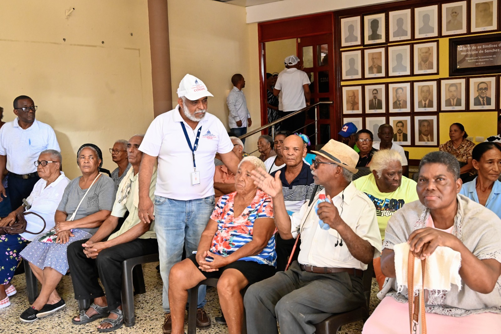 CONAPE fortalece la inclusión social en Samaná con jornada dirigida a adultos mayores del municipio de Sánchez.