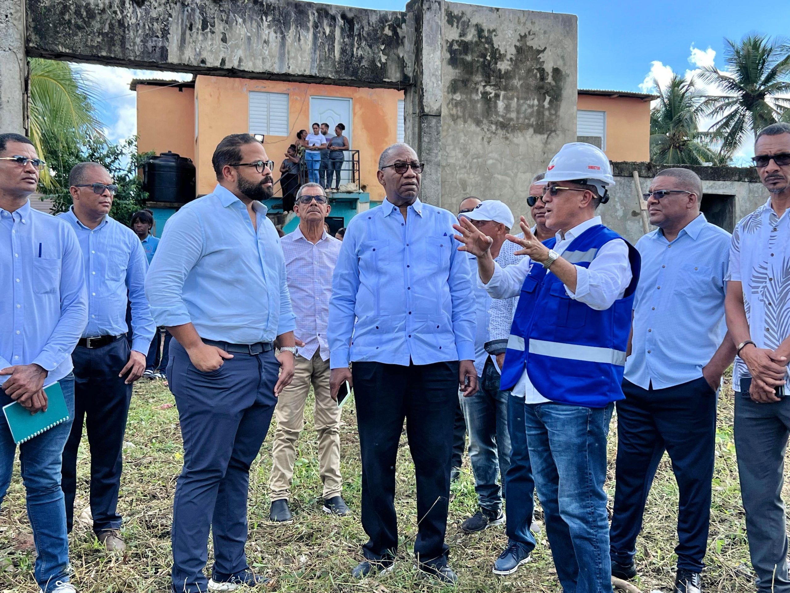 Infraestructura Escolar reinicia construcción de Liceo Experimental y extensión UASD en Bayaguana, Monte Plata tras más de 10 años paralizado.