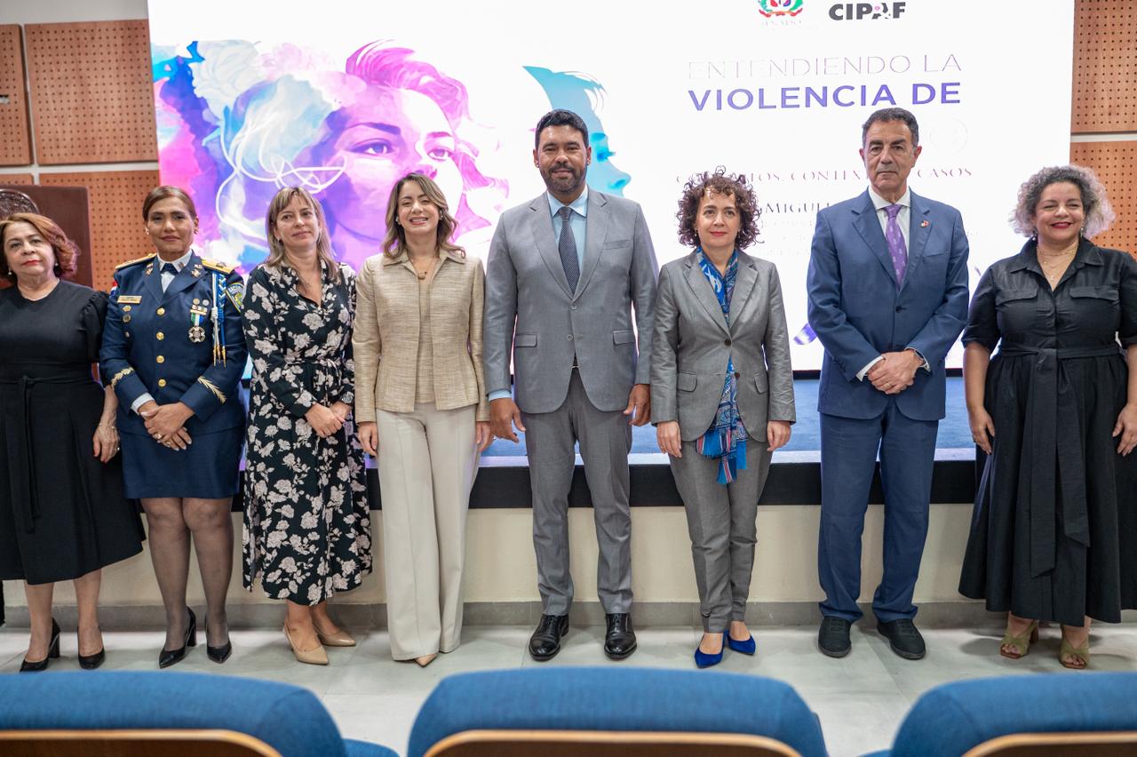 Senado de la República auspicia conferencia “Entendiendo la violencia de género: conceptos, contextos y casos” con el especialista español Dr. Miguel Lorente.