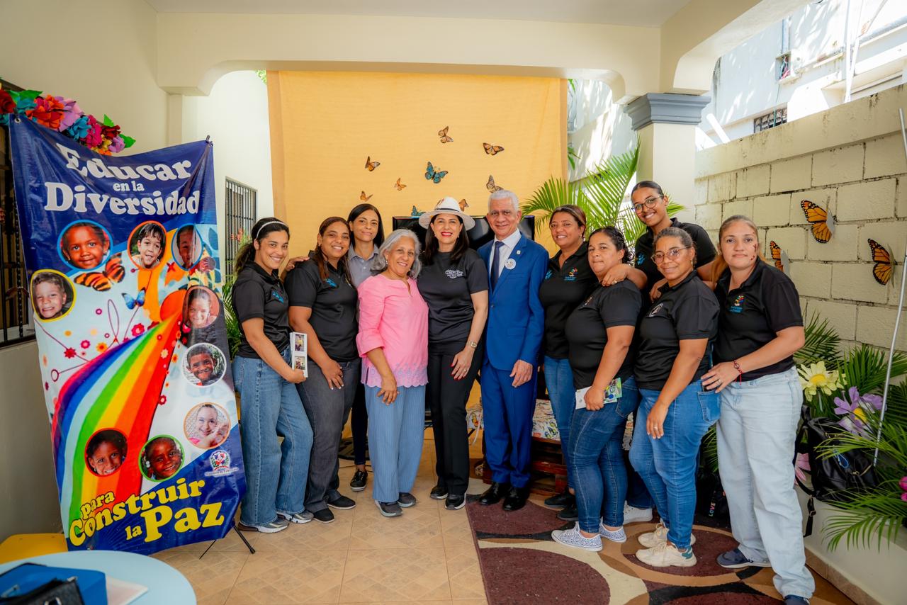 Festival Cultural Hermanas Mirabal 2025 concluye con actos en honor a las Hermanas Mirabal.