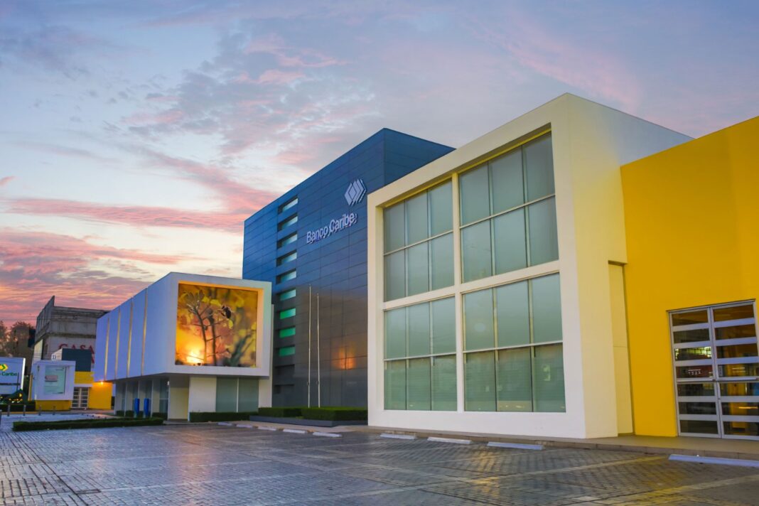 Banco Caribe mantiene el Sello Platino Igualando RD, afianzando su liderazgo en igualdad de género y banca responsable.