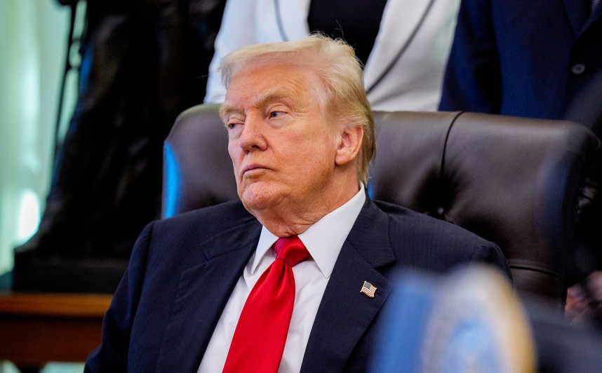 Trump amenaza a Venezuela: "Si podemos por las buenas, bien; si toca por las malas, pues también".