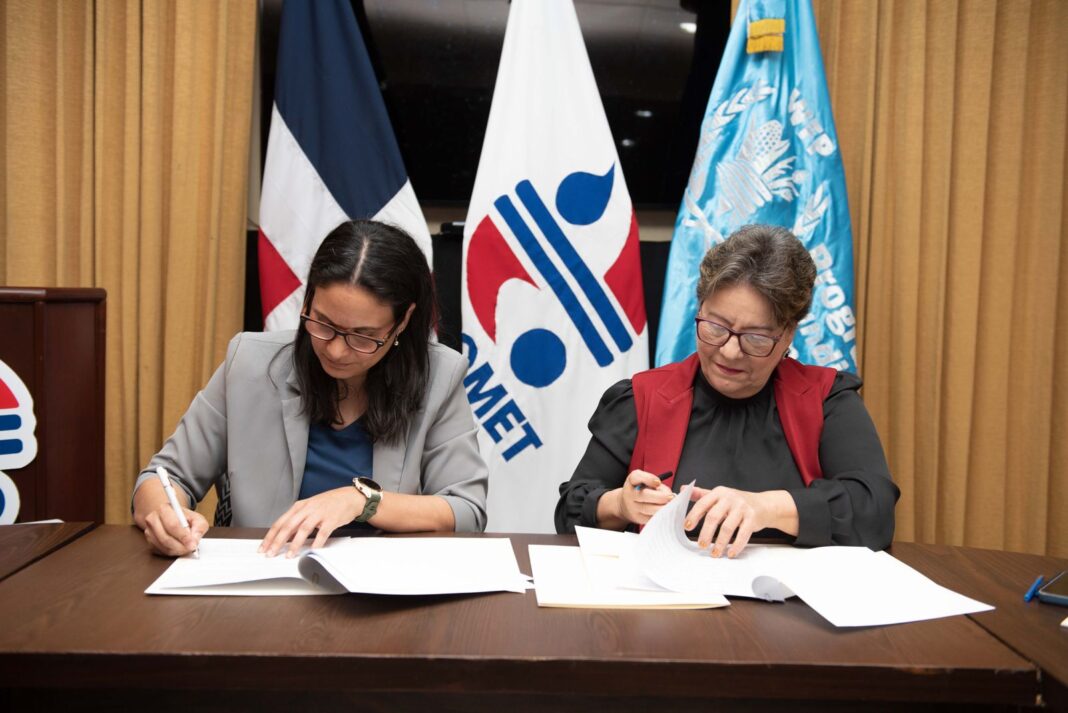 Indomet y PMA firman acuerdo para fortalecer las alertas tempranas y la seguridad alimentaria en RD.