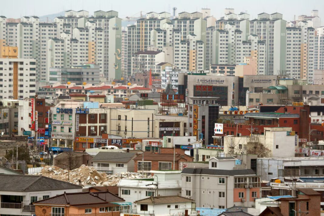 Detenidos cuatro ‘hackers’ que accedieron a 120.000 cámaras caseras de Corea del Sur para obtener material sexual.