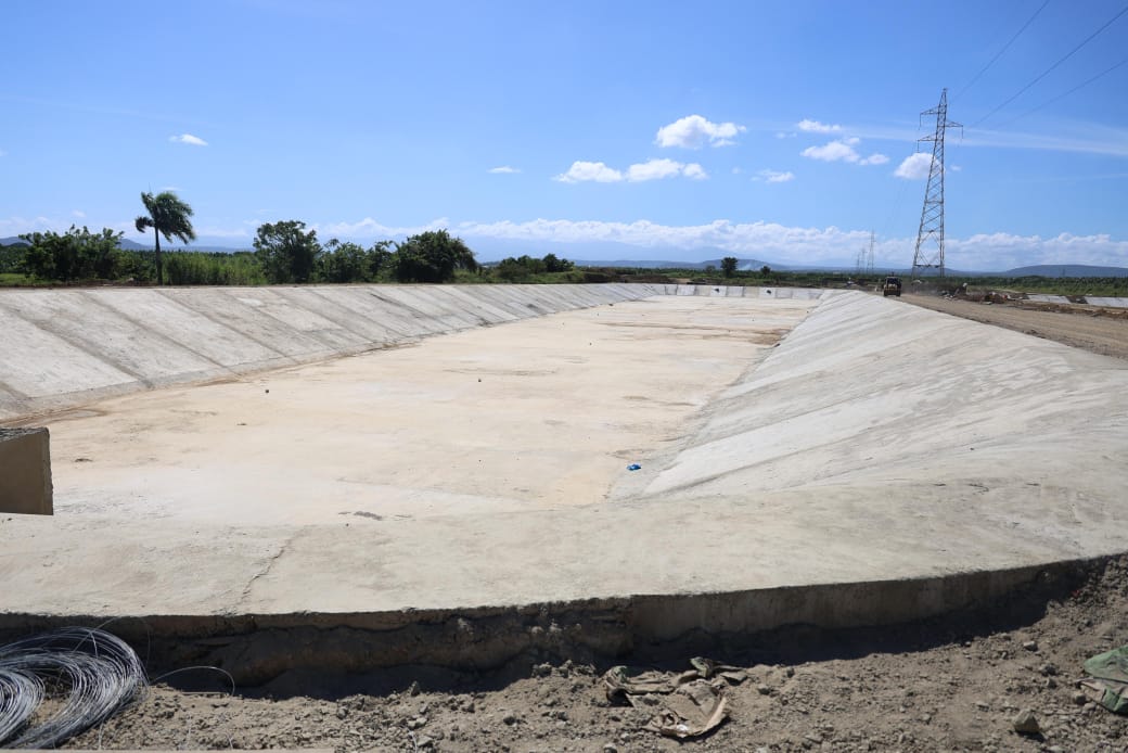 Wellington Arnaud afirma trabajos de alcantarillado sanitario en Mao, provincia Valverde, avanzan en más de un 70 por ciento.