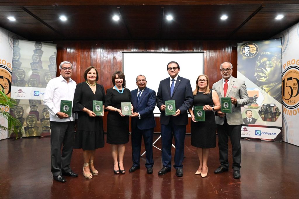 Senador Daniel Rivera respalda puesta en circulación del libro “Ercilia Pepín: Ejemplo de enseñanza, patriotismo y dignidad”