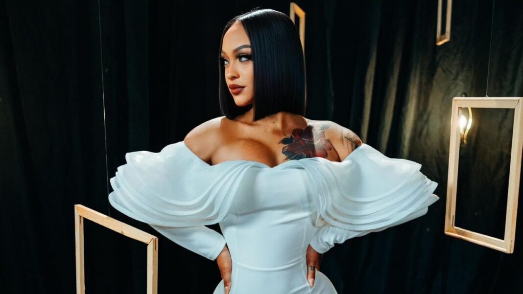 La Perversa transforma la polémica en poder y lanza "Uki Uki Room".