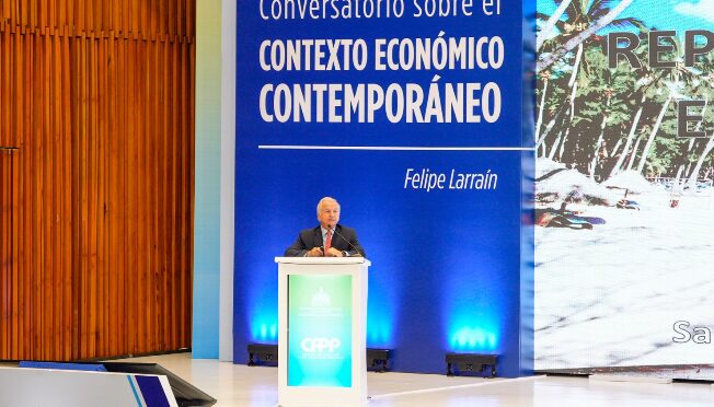 Exministro de Hacienda de Chile destaca fortalezas económicas de RD.