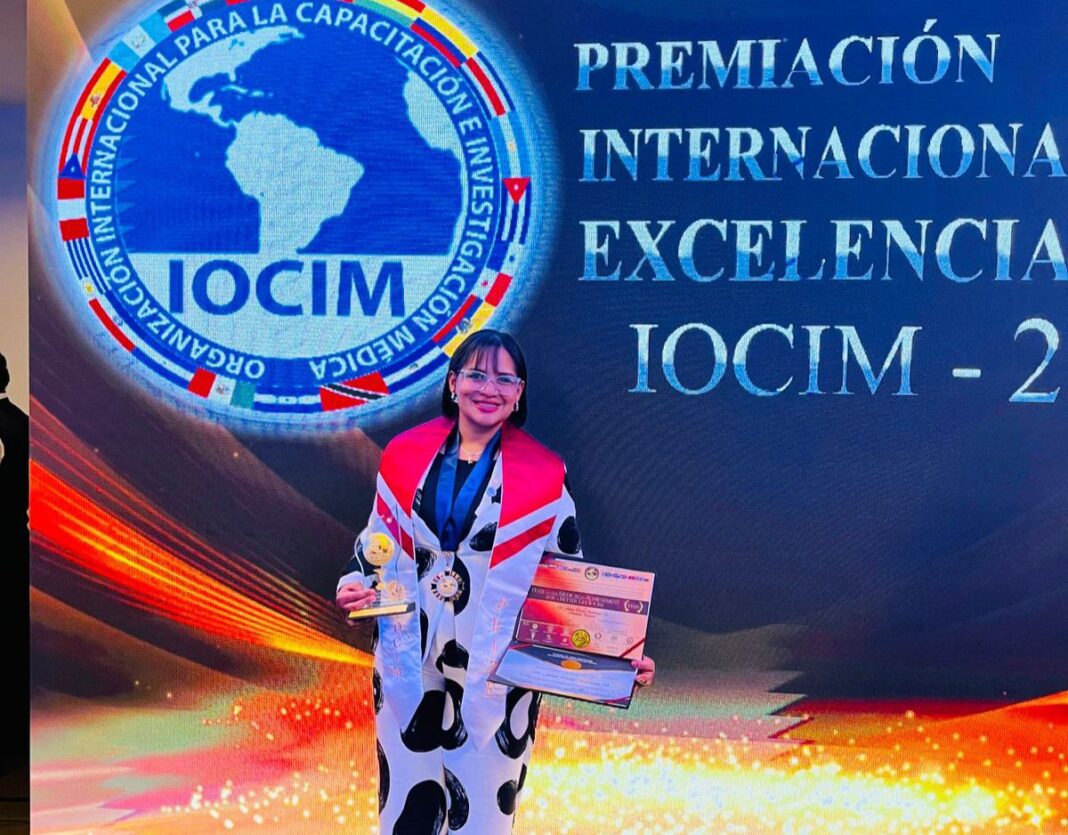 Doctora Alillenska Ceballo recibe premio internacional de la OICIM por su destacada labor.