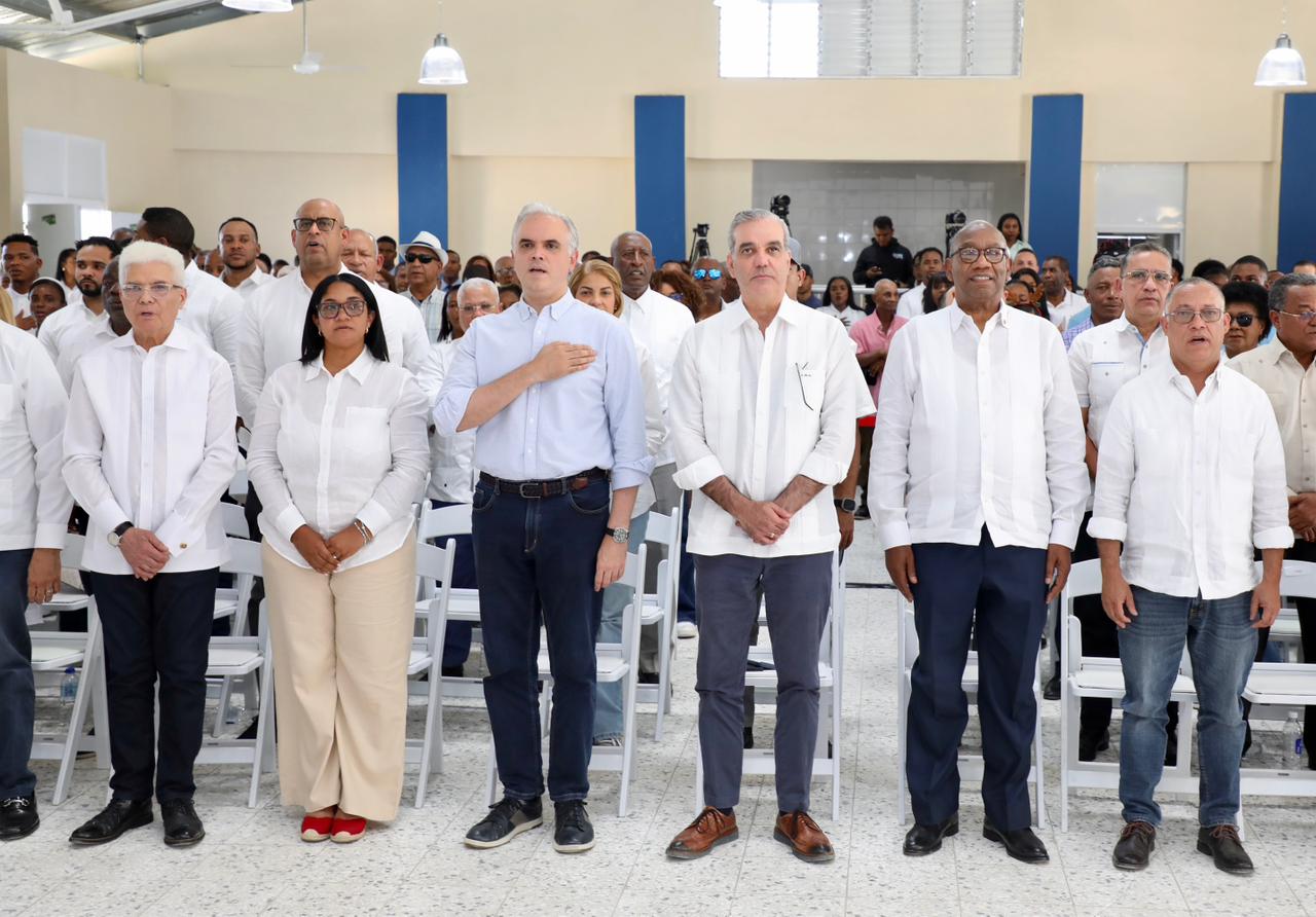 Inauguran Liceo Experimental de la UASD en Elías Piña tras 12 años paralizado.