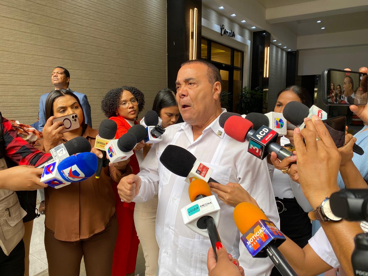 Francisco Javier García destaca legado del PLD en su 52.º aniversario y llama a la unidad y renovación.