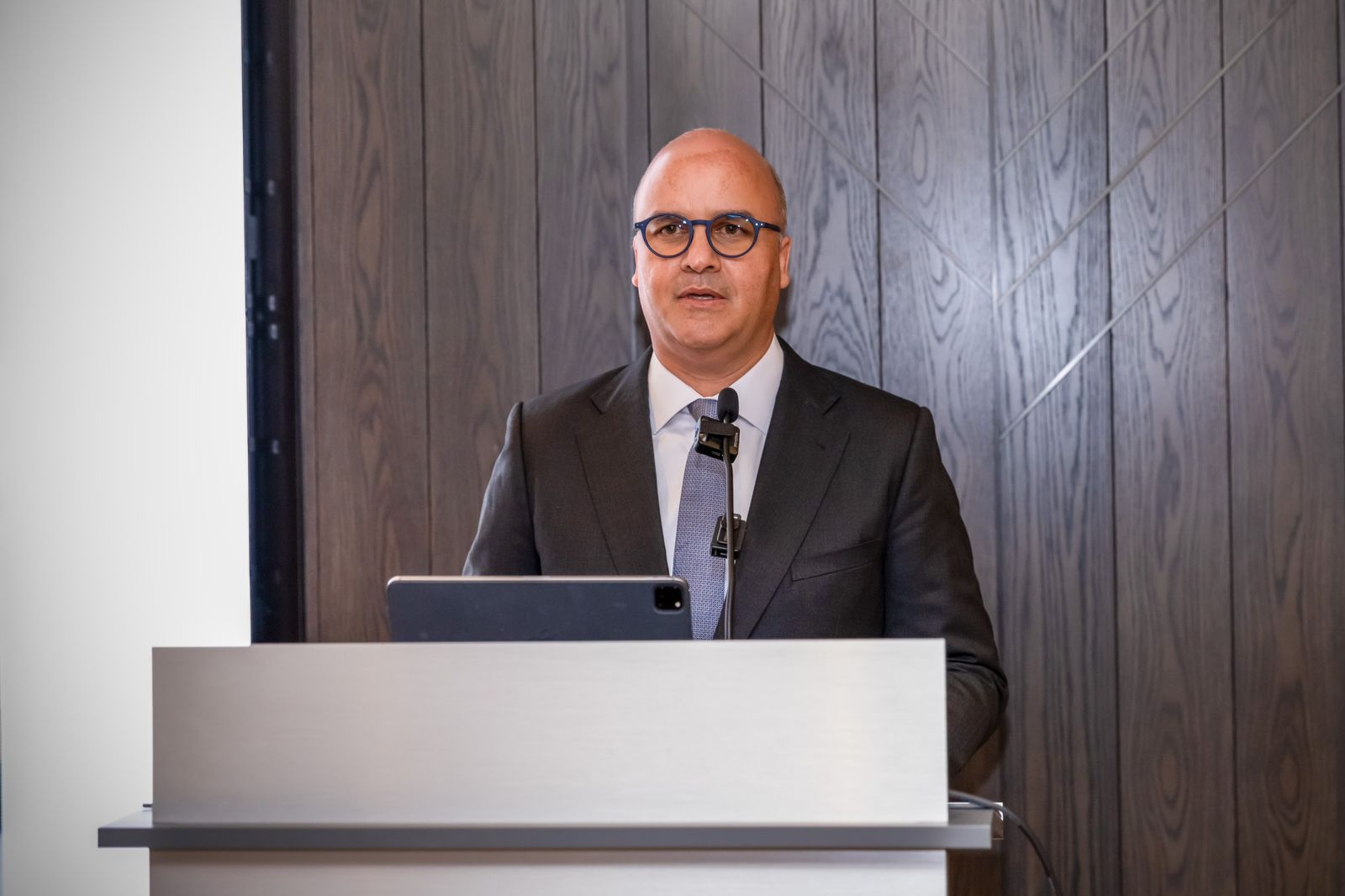 IDAC supervisa nuevo radar meteorológico en el AILA