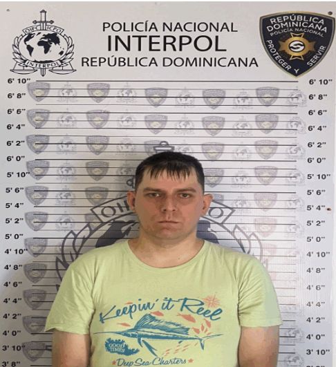Policía Nacional detiene ciudadano polaco requerido por Interpol por estafa, fraude y lavado de activos