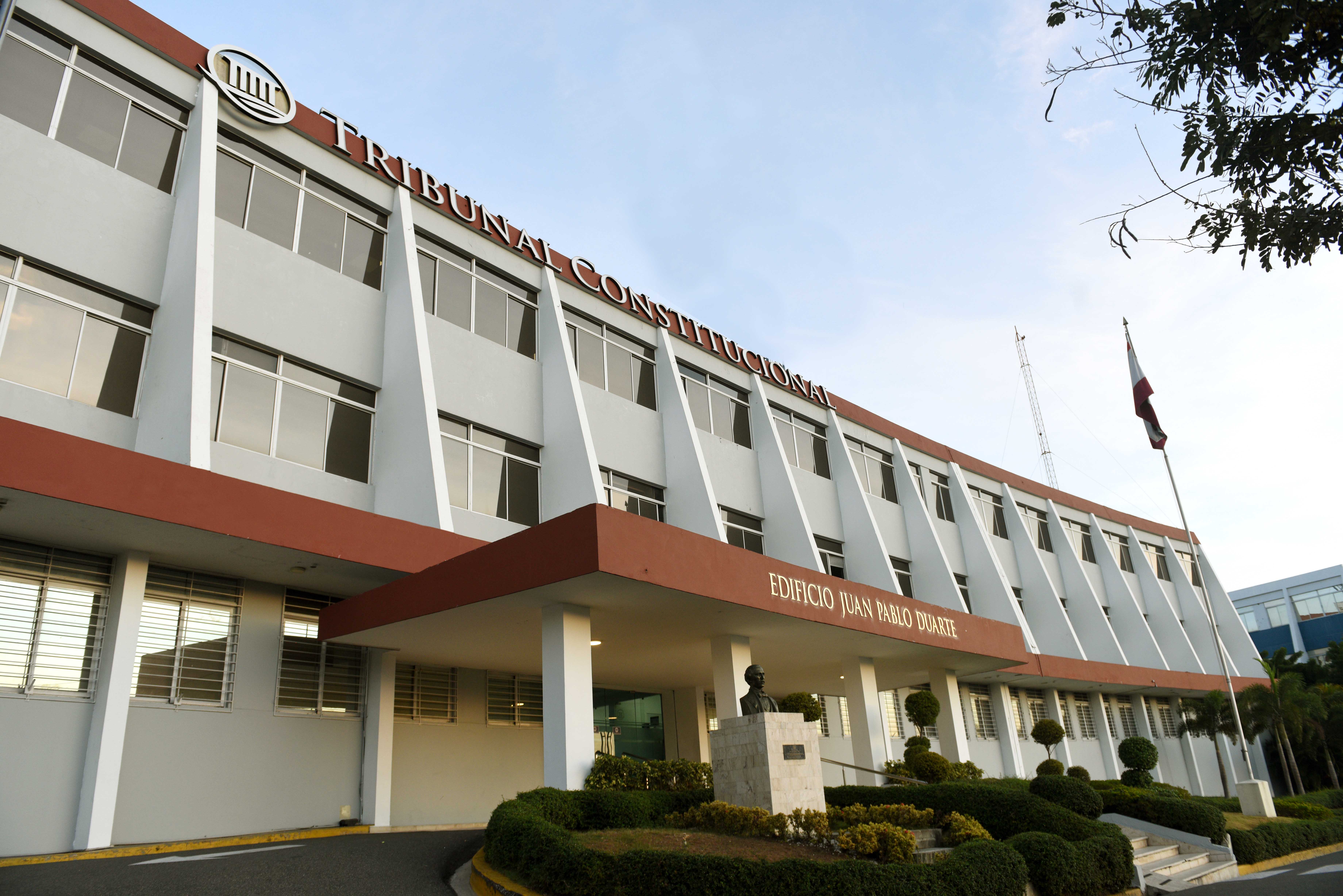 Tribunal Constitucional ordena levantar bloqueo irregular de cuentas bancarias