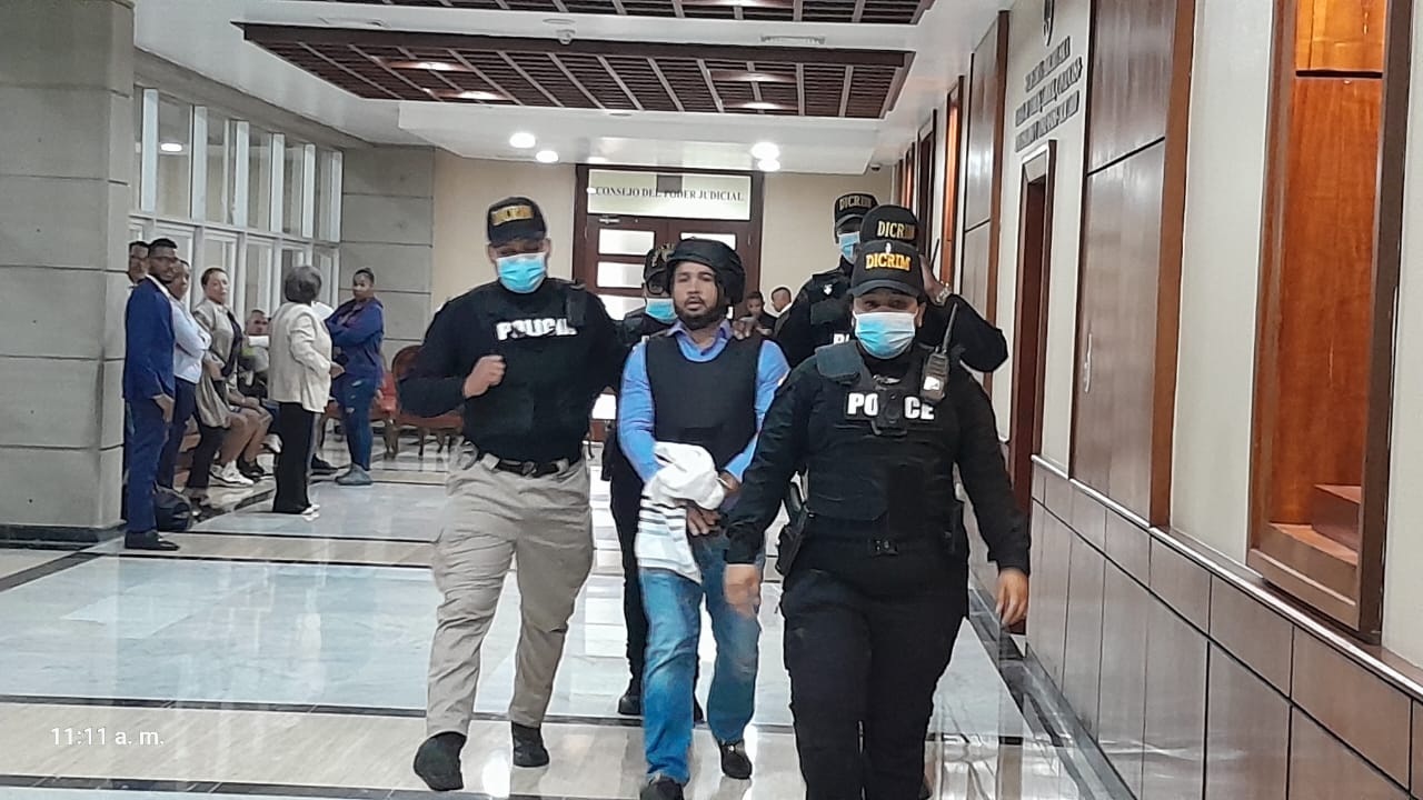 Justicia de EE.UU. acusa a dominicano por narcotráfico y lavado de dinero