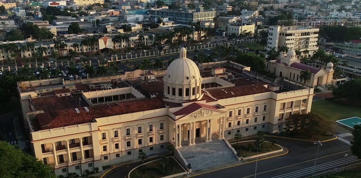 Gobierno resalta logros en áreas clave durante el 2025