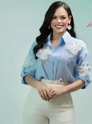 Kiara Romero sufre incendio en su vehículo en la autopista Duarte