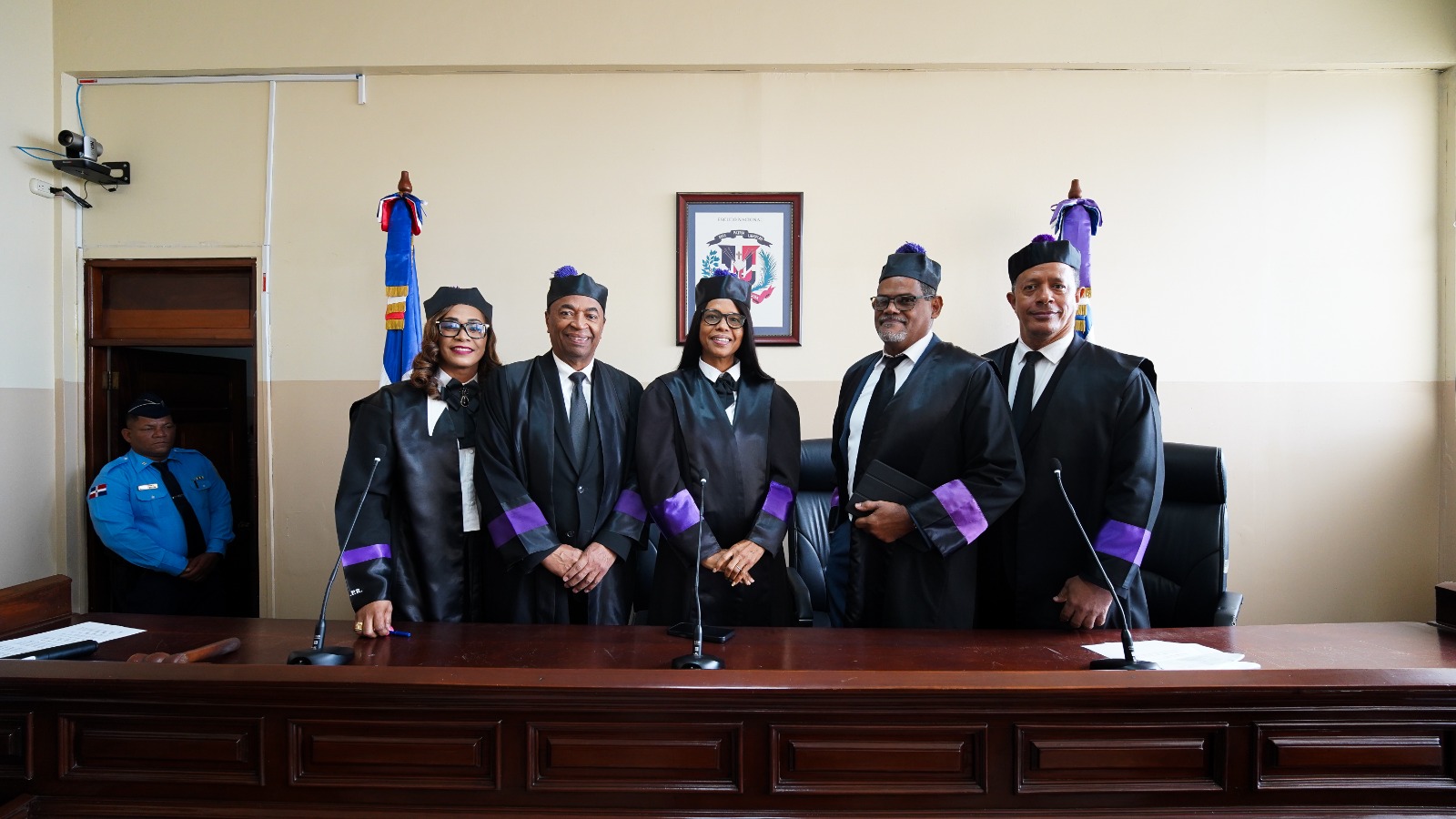 Juez afirma que mayoría de Salas Departamento Judicial de SPM trabajan al día