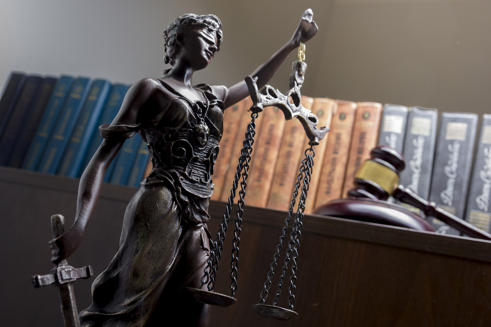 Dictan prisión preventiva contra imputados por asesinato de sargento policial en San Cristóbal