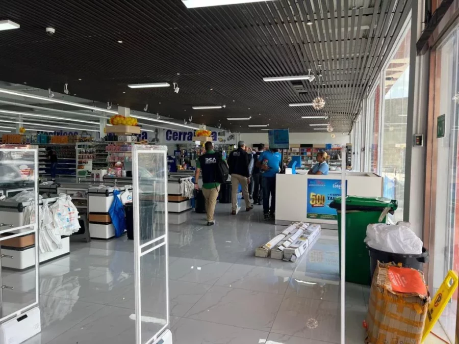 FDC advierte comercios chinos mueven más de RD$1,000 millones diarios en efectivo