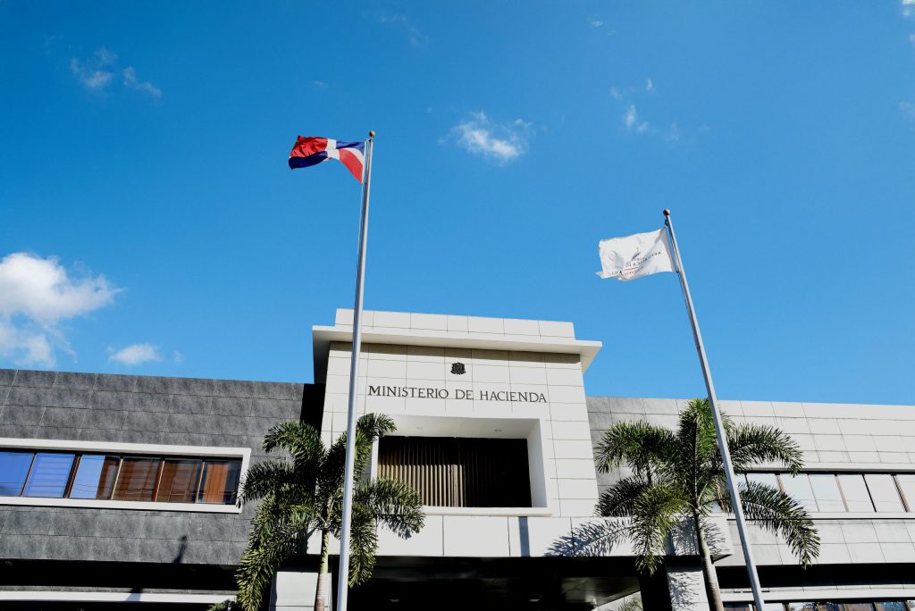 Gobierno coloca US$2,750 millones en bonos soberanos para financiar presupuesto e infraestructura