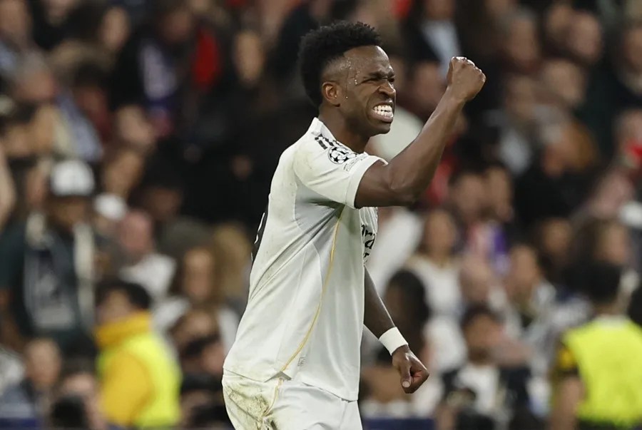 Vinícius sentencia al Benfica y mete al Real Madrid en octavos de Champions