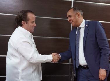 Gobierno revisa avances de #MetaRD2036 en competitividad y comercio exterior