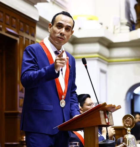 Congreso de Perú destituye al presidente interino José Jerí