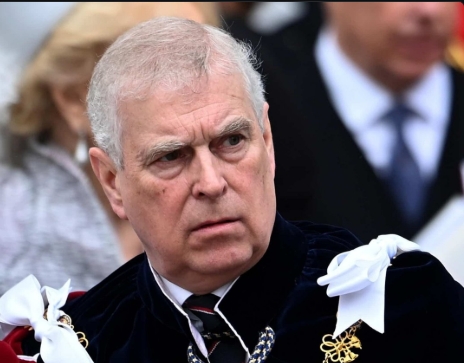 Detienen a Andrés Mountbatten-Windsor en Inglaterra por presunta mala conducta en un cargo público