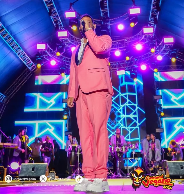Yiyo Sarante encendió el cierre del primer domingo del Carnaval Vegano 2026