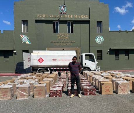Ejército decomisa más de un millón de cigarrillos de contrabando en Azua