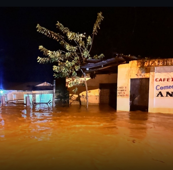 El Factor enfrenta situación crítica tras desborde del río de Los Indios