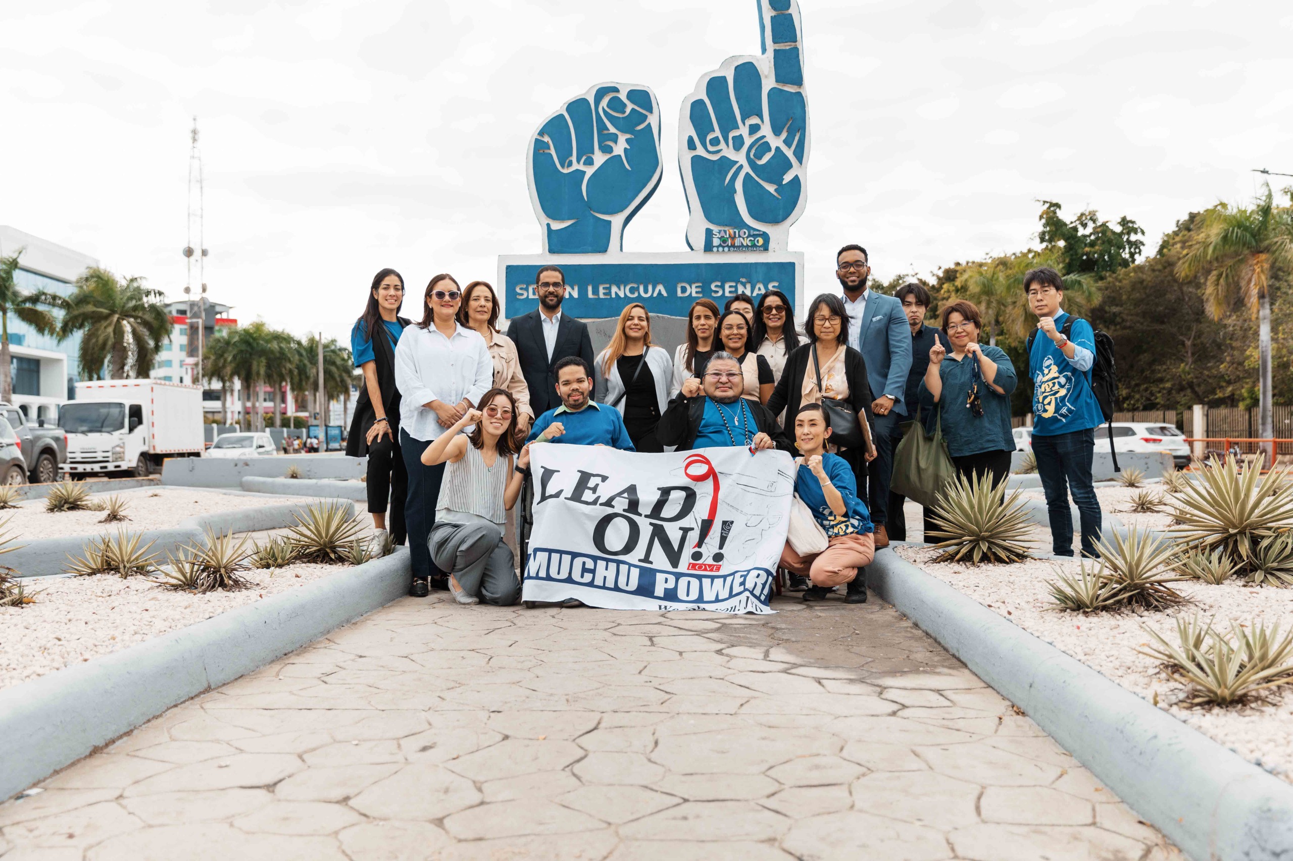 ADN y APAP muestran funcionamiento de intersecciones accesibles a la Agencia Japonesa de Cooperación