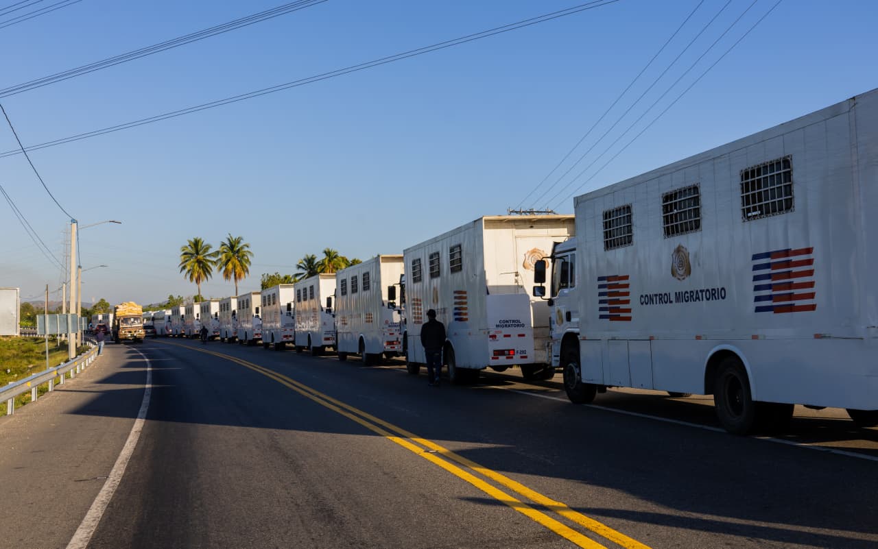 DGM continúa operativos a nivel nacional con 3,070 detenidos y 2,979 deportados viernes y sábado: totalizan 535 en Los Mina en febrero