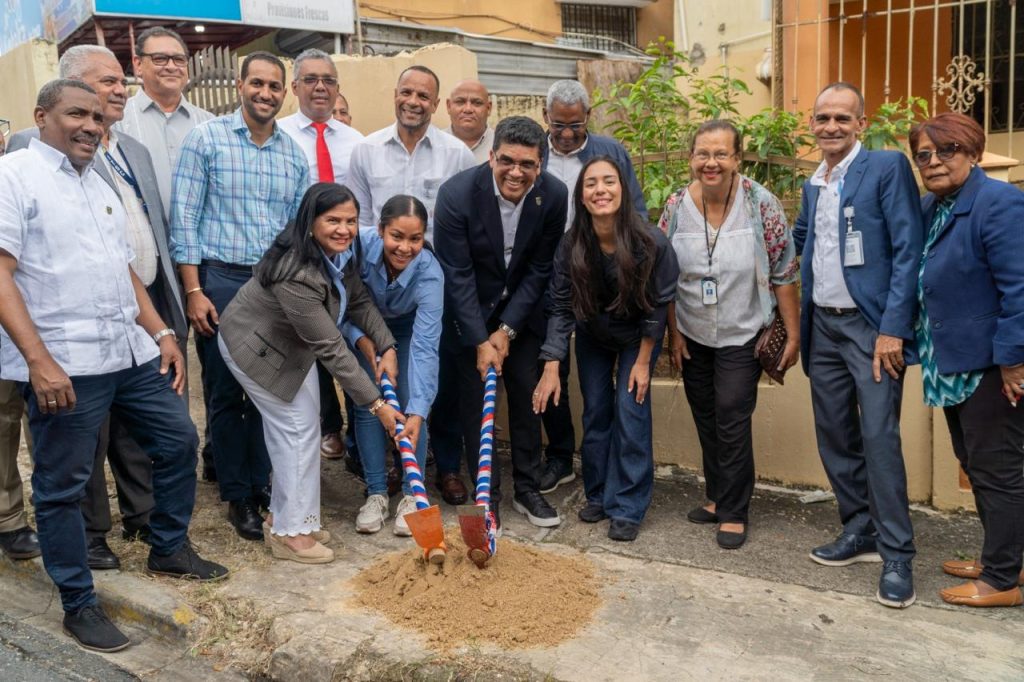 Aceras amplias e inclusivas, nuevo concepto que Dío Astacio trae a Santo Domingo Este