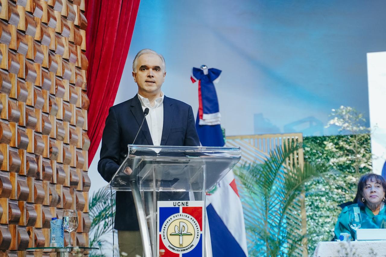 Luis Miguel De Camps reafirma su apuesta estratégica por el magisterio como eje clave para transformar el sistema educativo