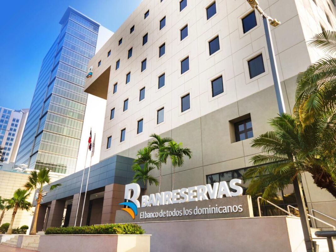 Más de un millón de dominicanos se bancarizaron en 2025 a través de Banreservas