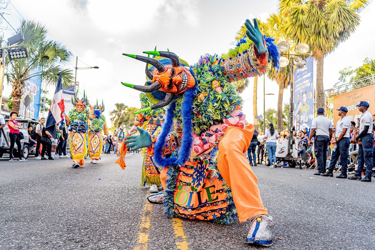 Carnaval se consolida como motor del turismo interno y cultural en República Dominicana