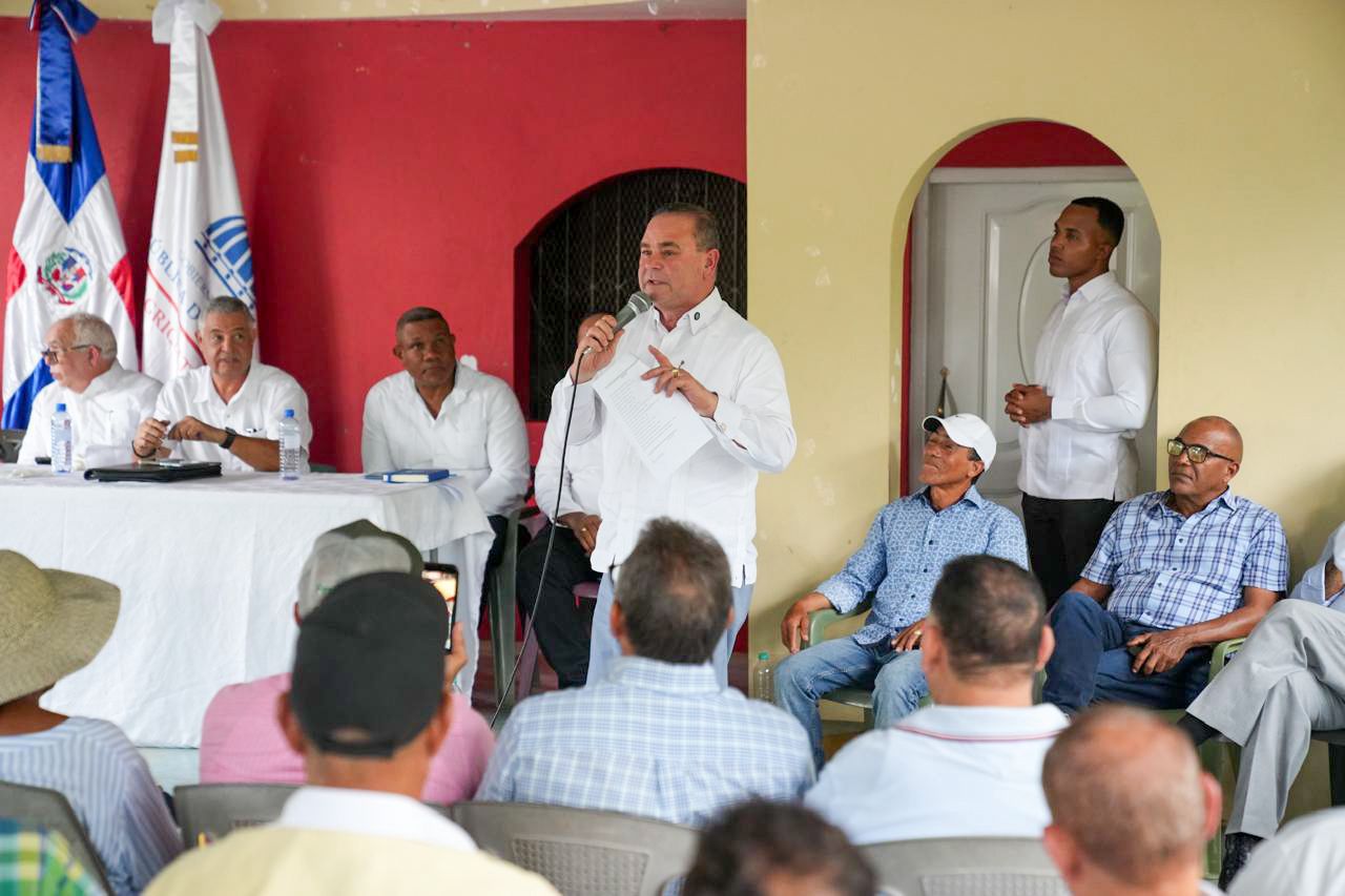 Productores del Bajo Yuna recibirán asistencia técnica y equipos permanentes para impulsar la producción