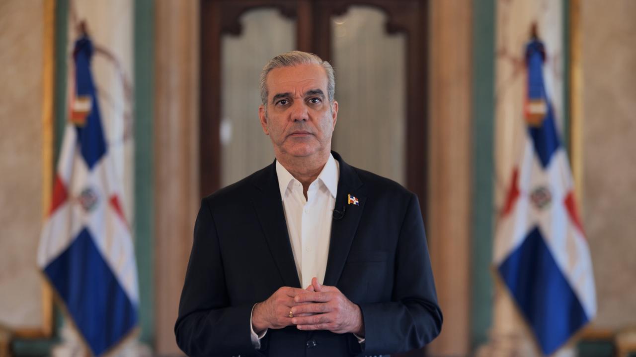 Presidente Abinader afirma que el país está preparado para enfrentar el impacto de la crisis internacional del petróleo y que el Gobierno se mantendrá vigilante ante el alza de precios para proteger a las familias dominicanas