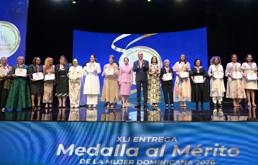 Ministerio reconoce liderazgo de mujeres en acto conmemorativo